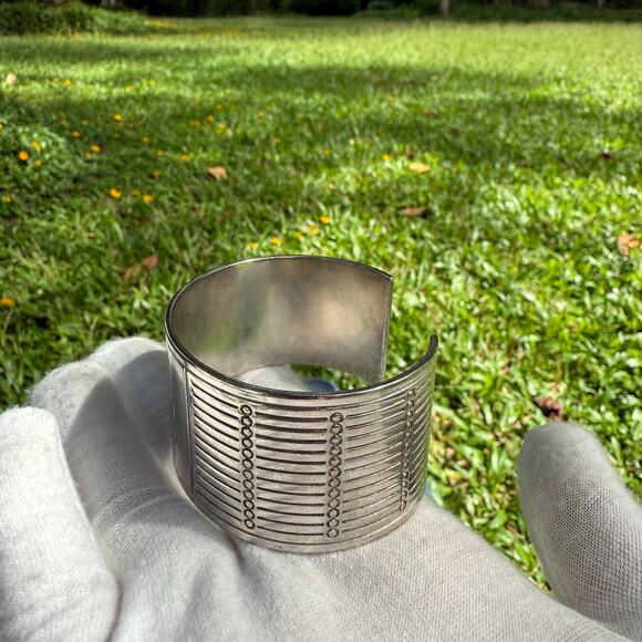 Vintage Gucci Cuff Bracelet 925 Sterling Made in Italy Authentic 56 grams - Picture 5 of 10